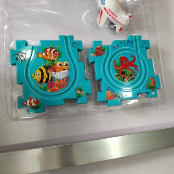 Aeroplane puzzle set